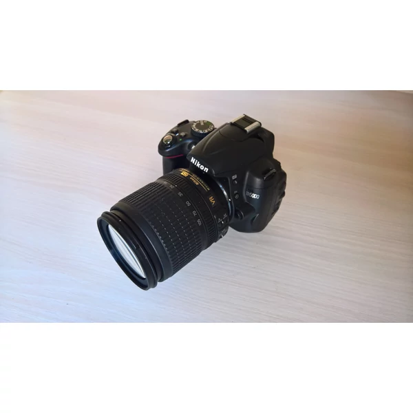 Nikon D5000 + 18-105 VR használt