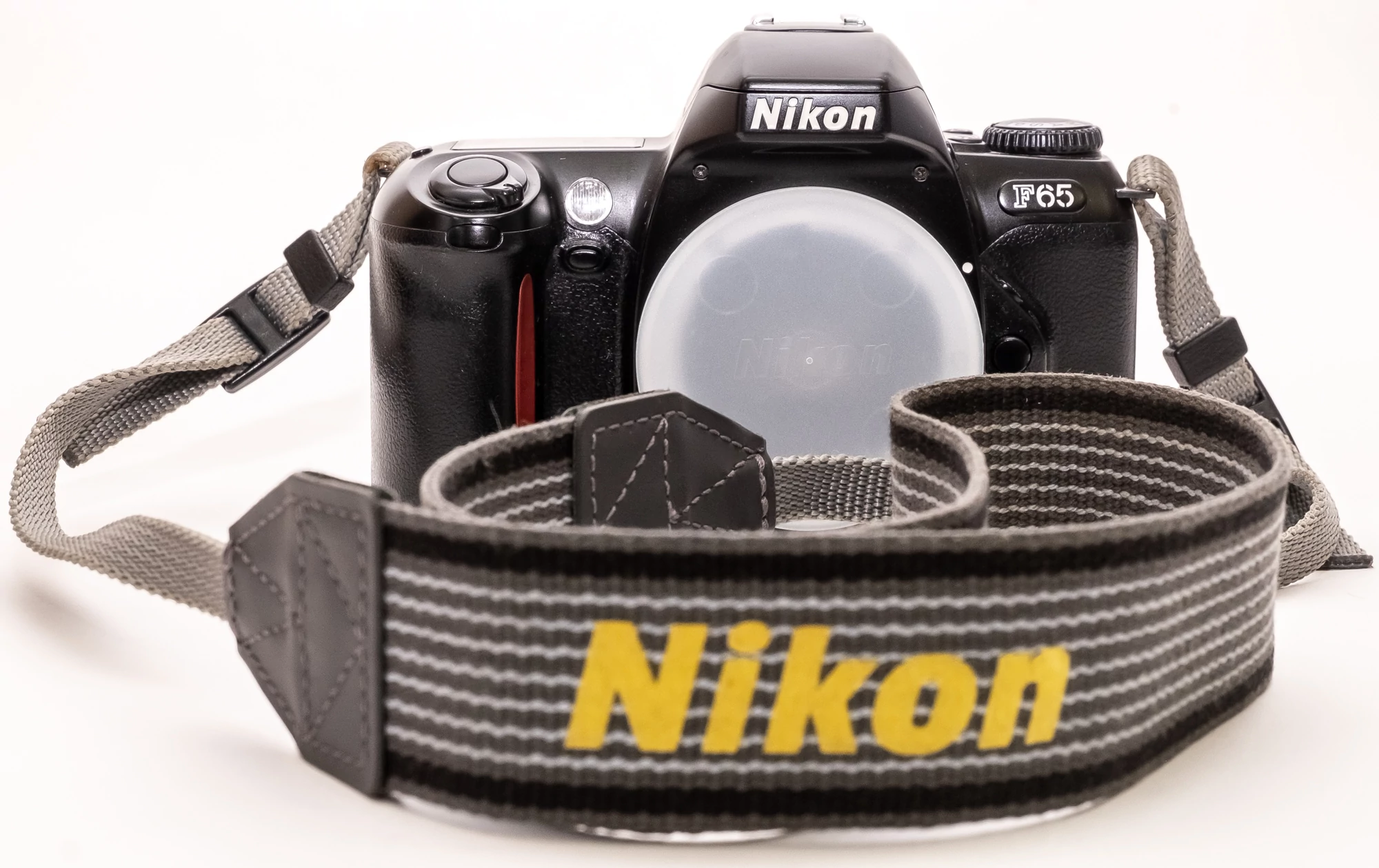 Nikon F65 váz fekete Használt
